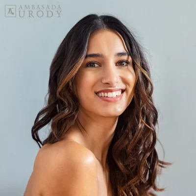 Which cosmetic procedures should be performed before the age of 30?