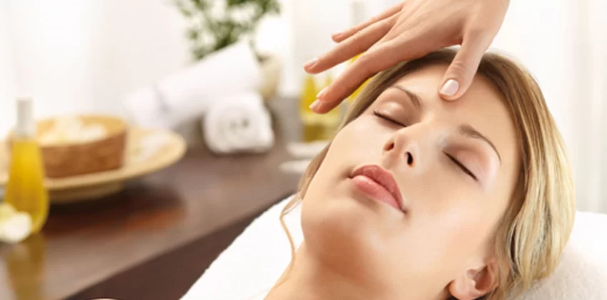 Facial cosmetic massages