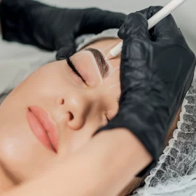 MICROBLADING EYEBROWS