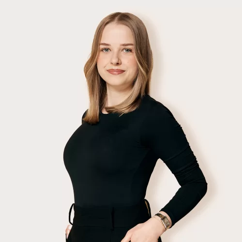 KAROLINA CIEŚLA