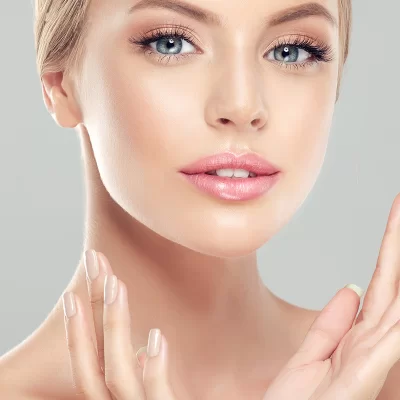 Lip augmentation and shaping with hyaluronic acid -20%