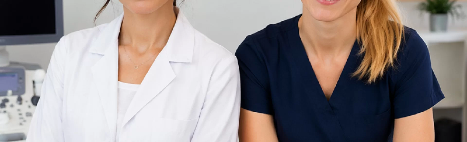 Gynecologist and urogynecological physiotherapist