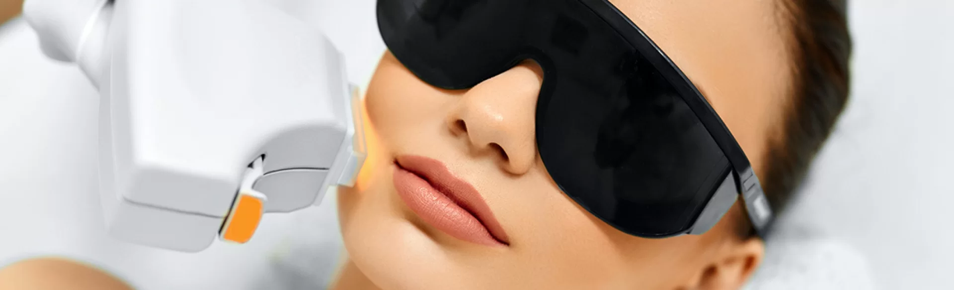 IPL (Intense Pulsed Light)