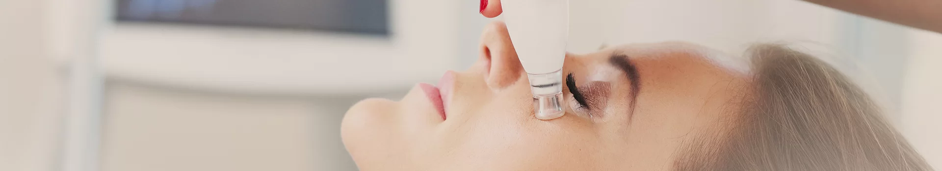 HIFU for drooping eyelids