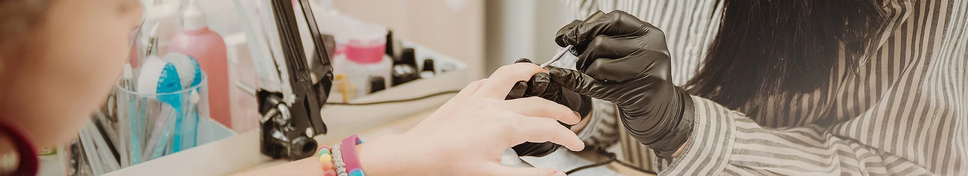 HYBRID MANICURE AND PEDICURE